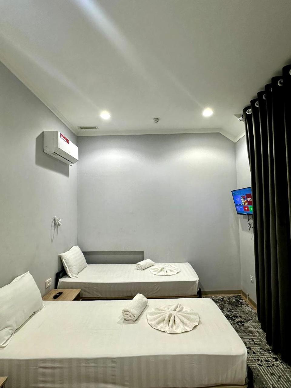 Amor Fati Hotel Tasjkent Buitenkant foto